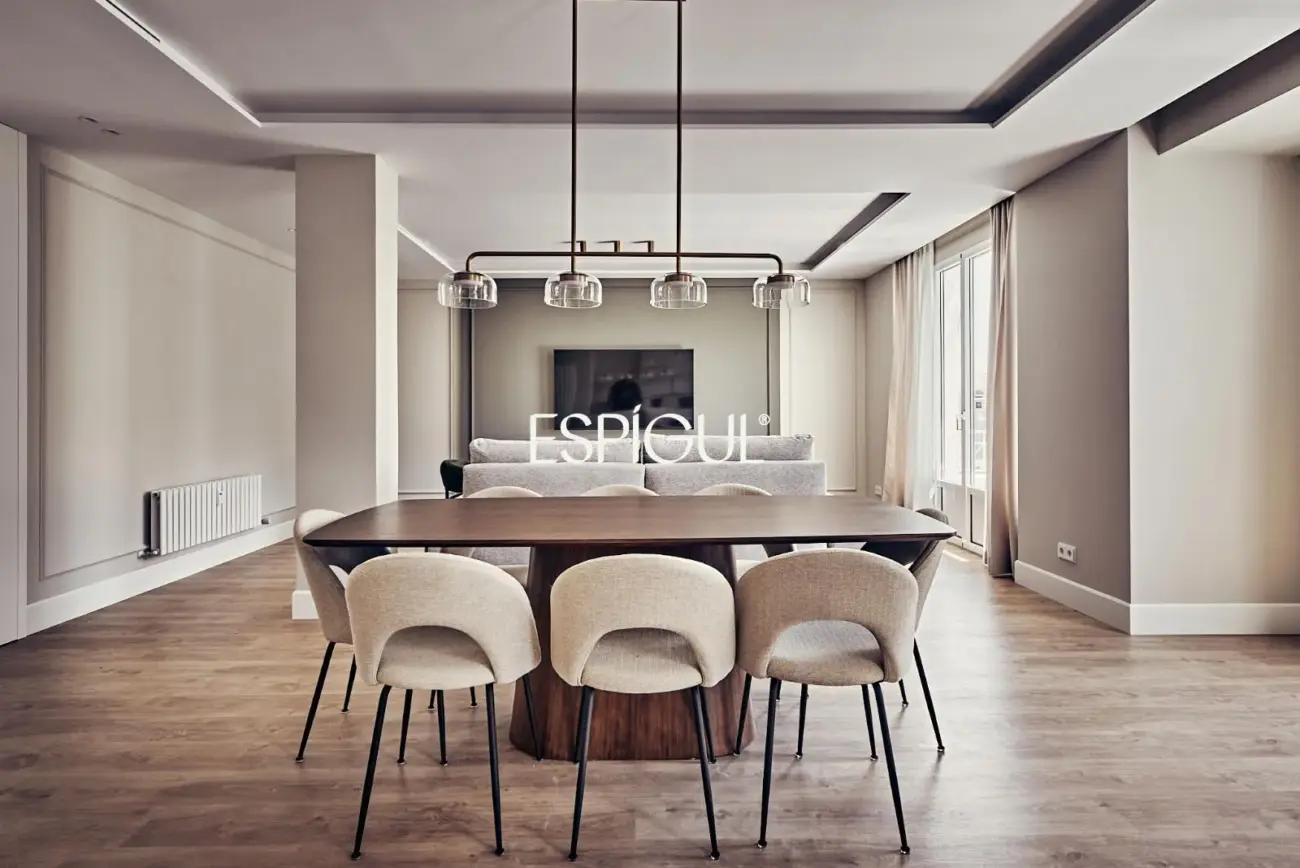 Piso exterior en venta con terraza en Goya