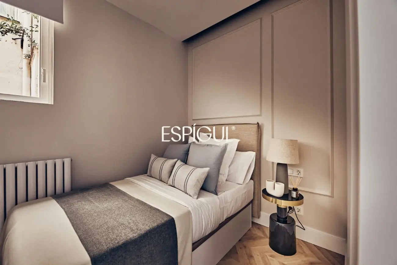 54 m² Apartment for Sale on Don Ramón de la Cruz, Salamanca District
