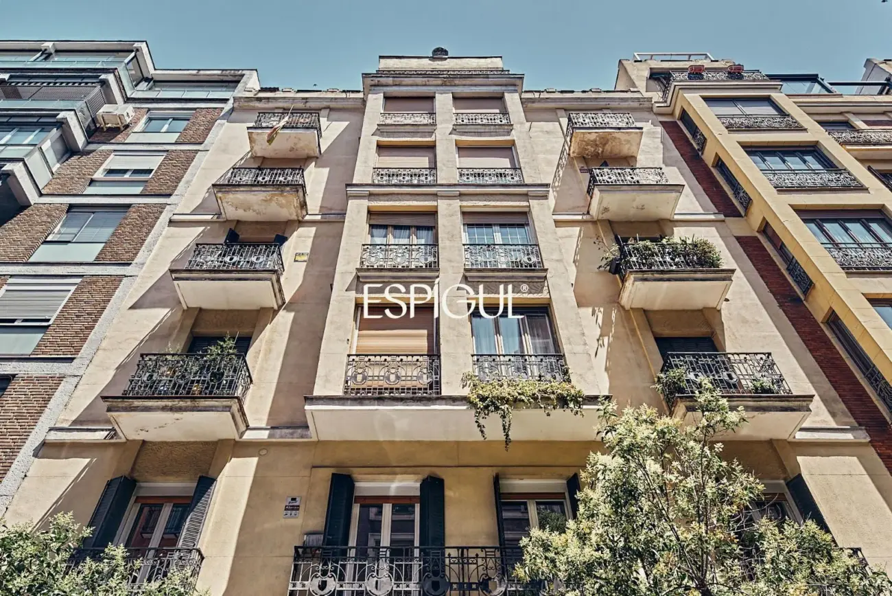 54 m² Apartment for Sale on Don Ramón de la Cruz, Salamanca District