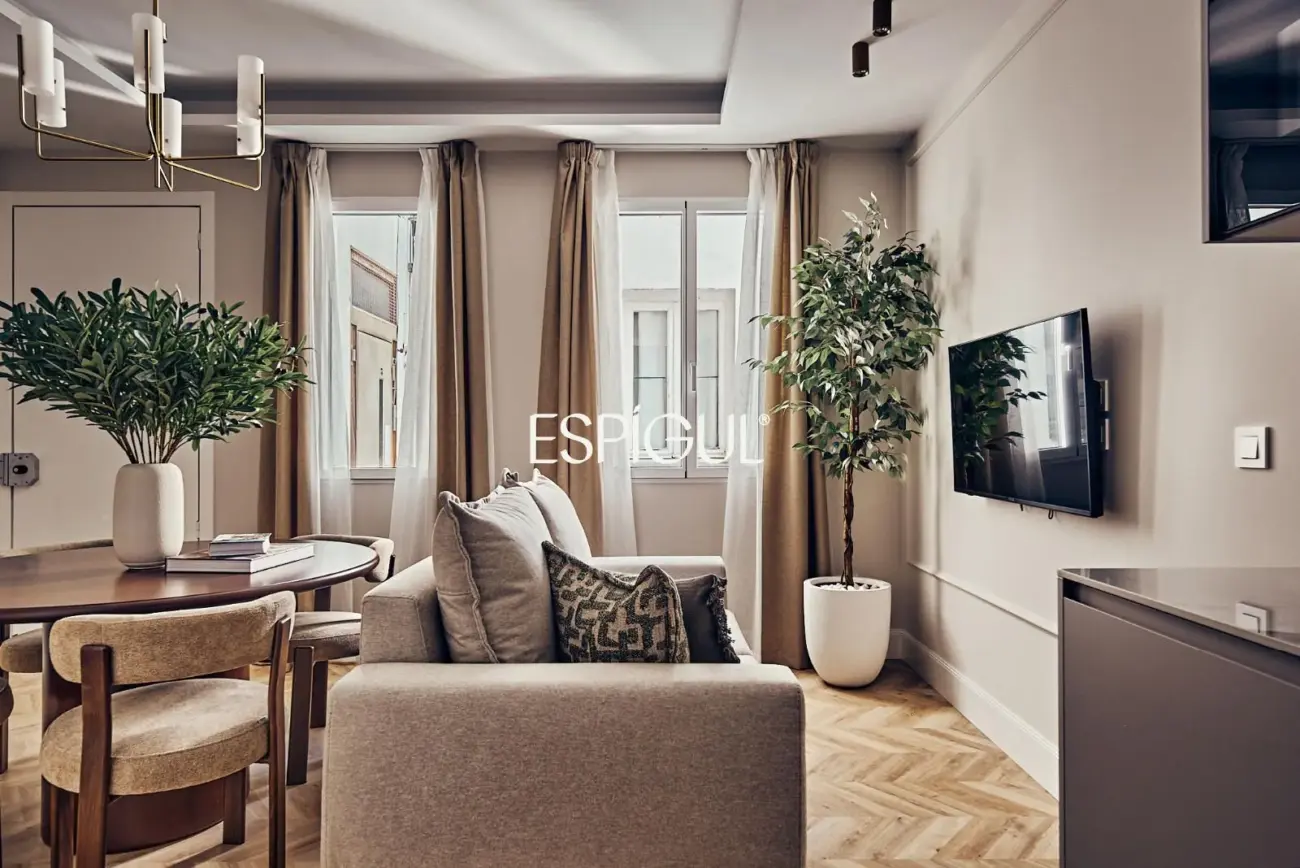 54 m² Apartment for Sale on Don Ramón de la Cruz, Salamanca District