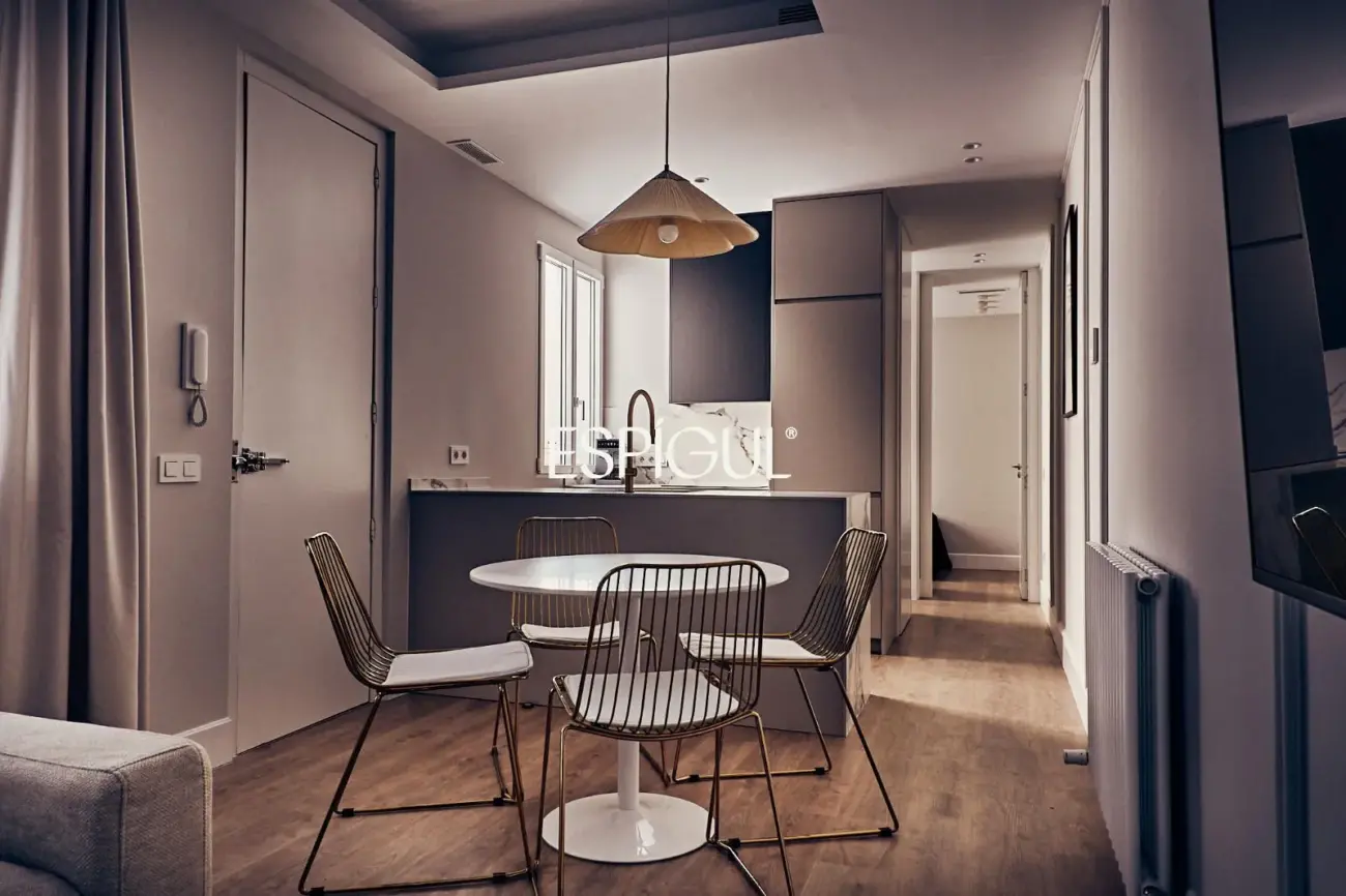 Apartamento en venta en en la calle Lope de Rueda, en el prestigioso barrio de Ibiza