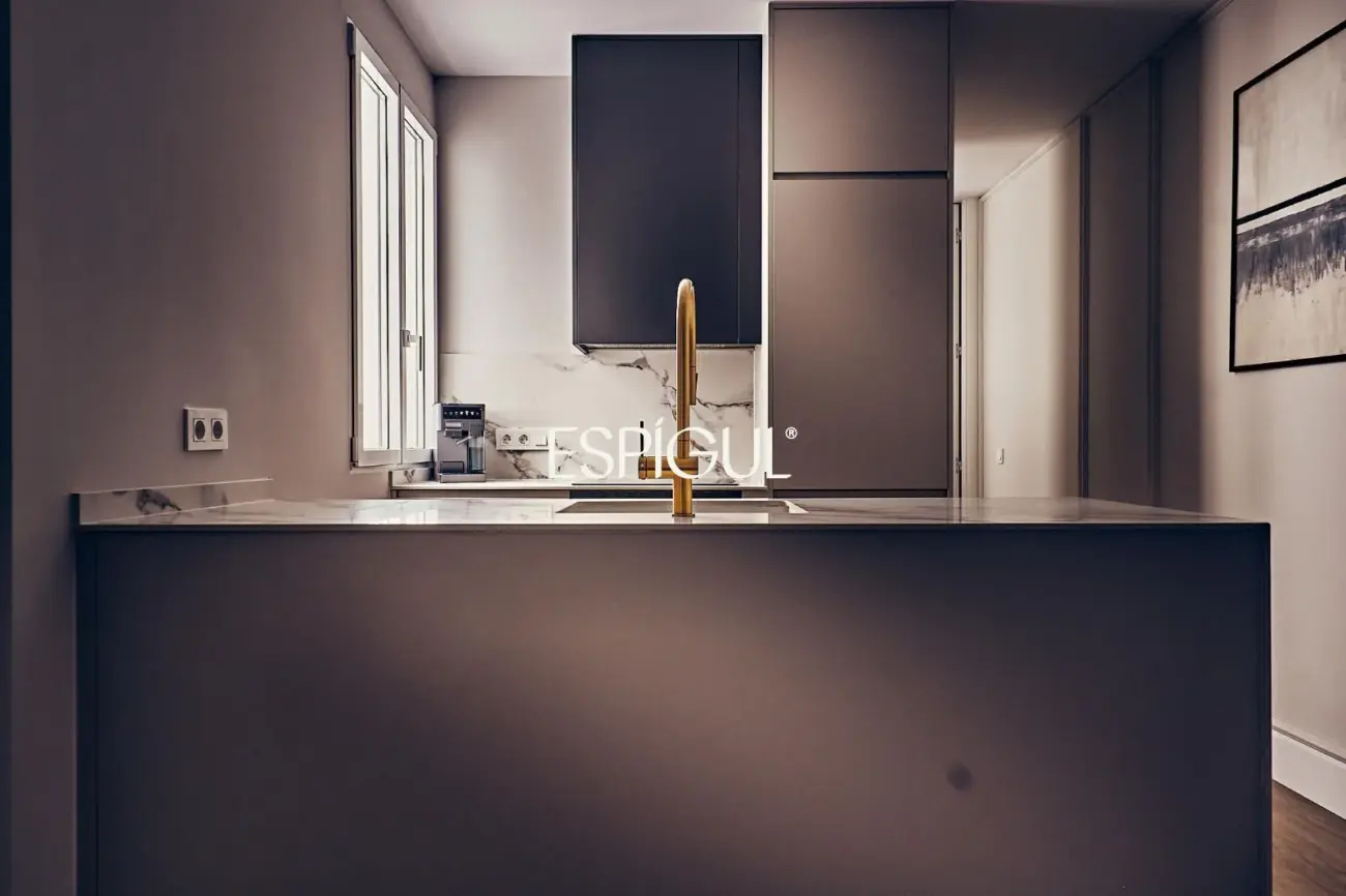 Apartamento en venta en en la calle Lope de Rueda, en el prestigioso barrio de Ibiza