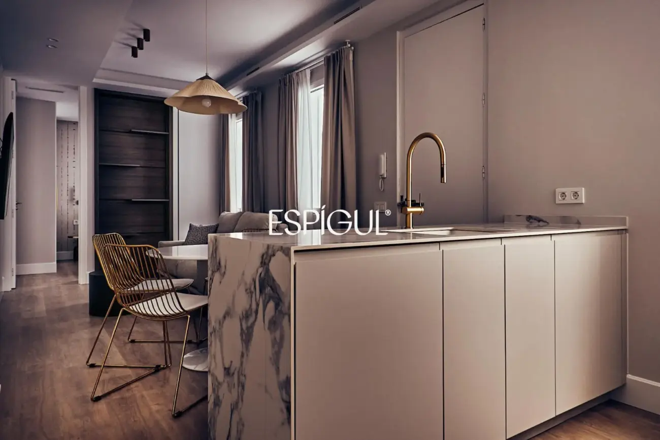 Apartamento en venta en en la calle Lope de Rueda, en el prestigioso barrio de Ibiza
