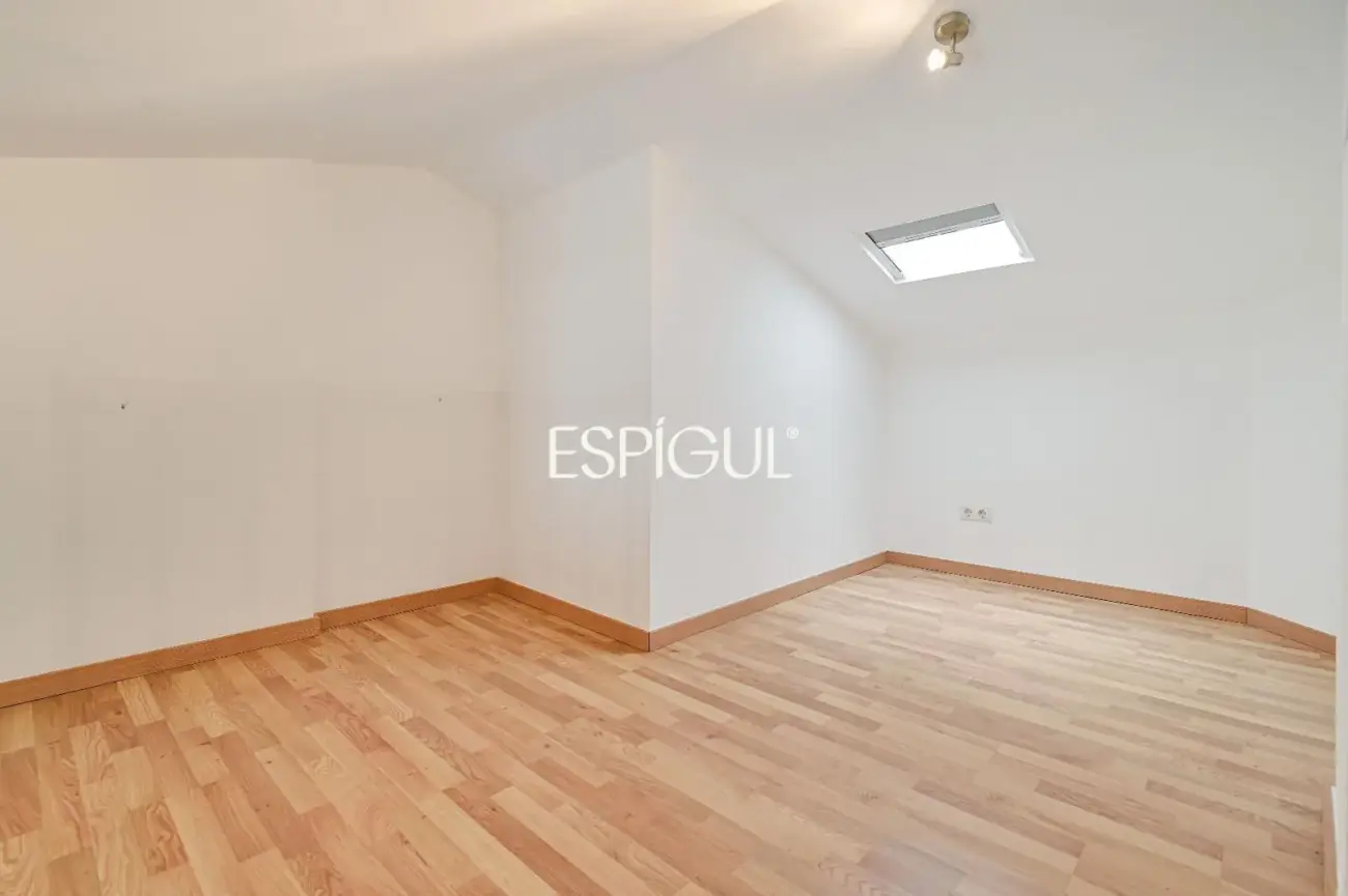 Casa adosada en zona tranquila de La Bisbal