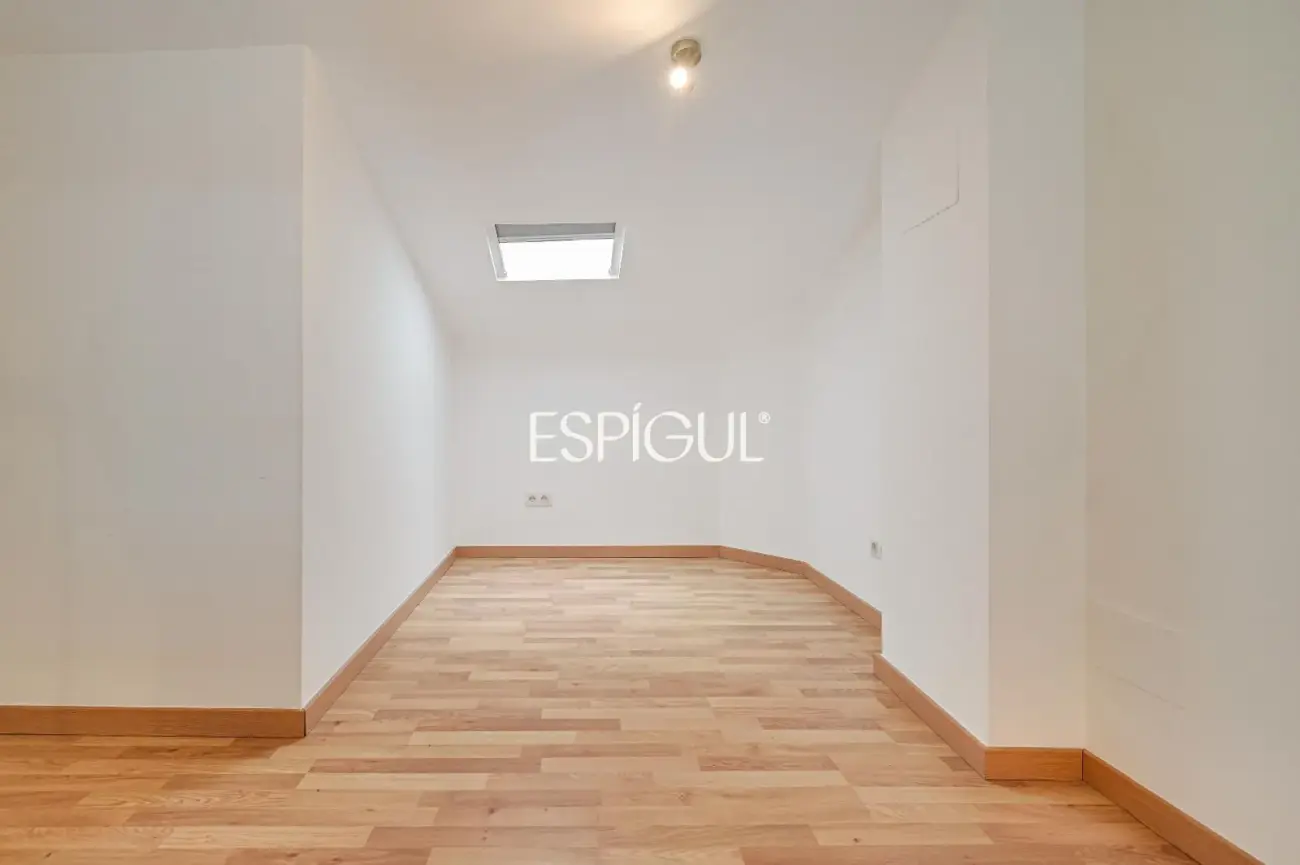Casa adosada en zona tranquila de La Bisbal