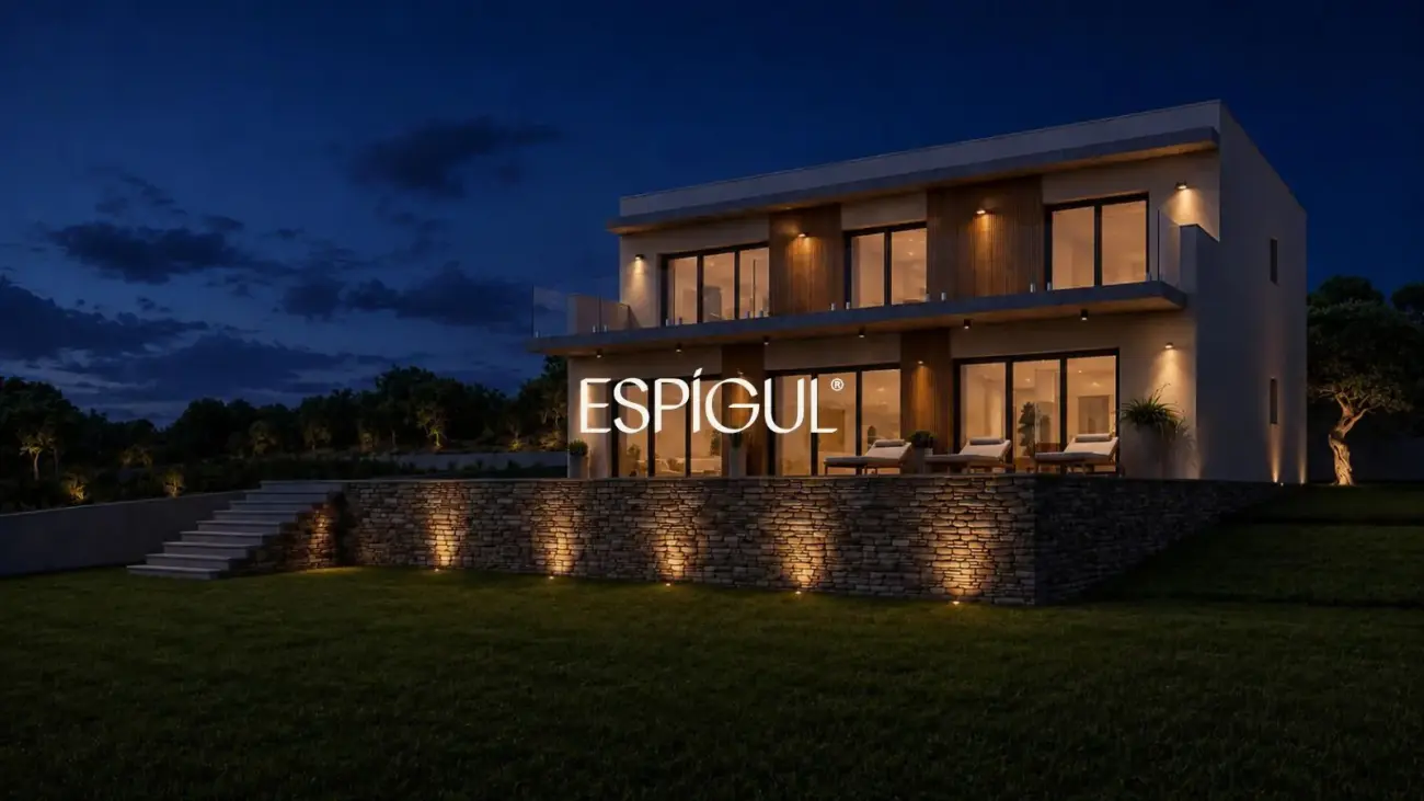 Modern New-Build Villa with Private Pool in Mas Pla