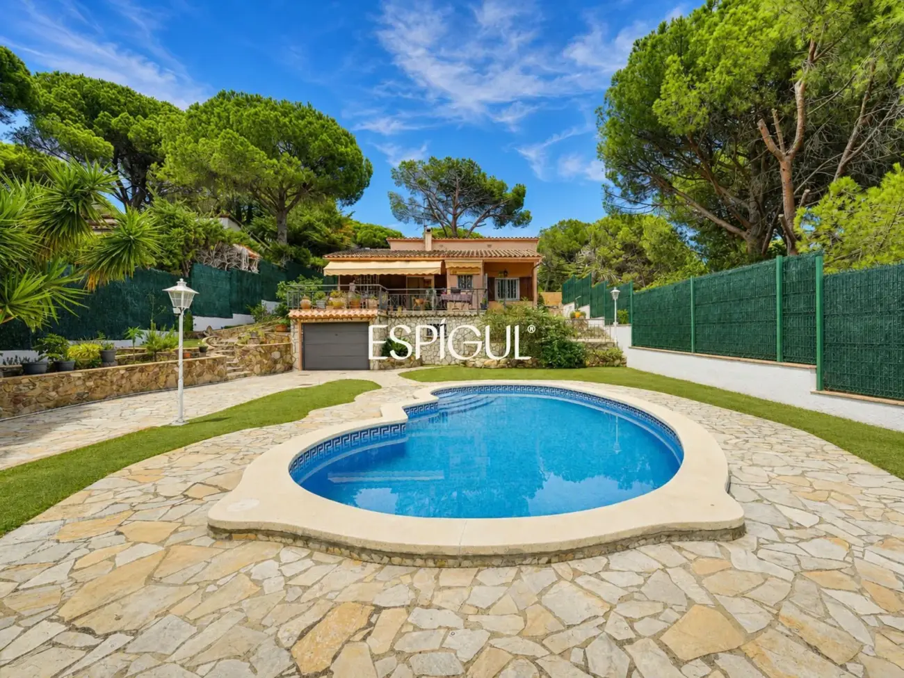 Chalet rénové avec piscine à Calonge