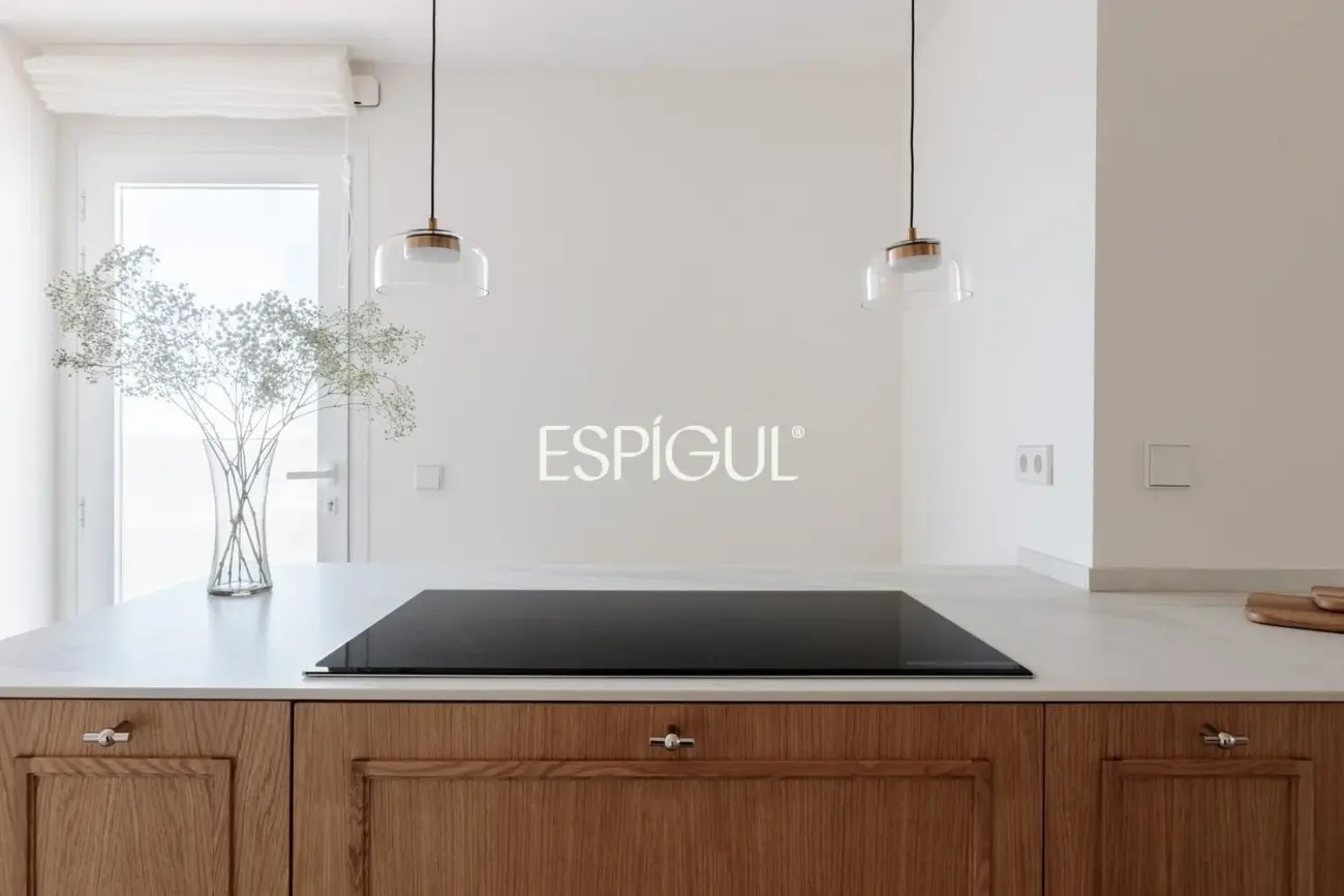 Espectacular piso en venta en la Planta 13 con las Mejores Vistas de Madrid