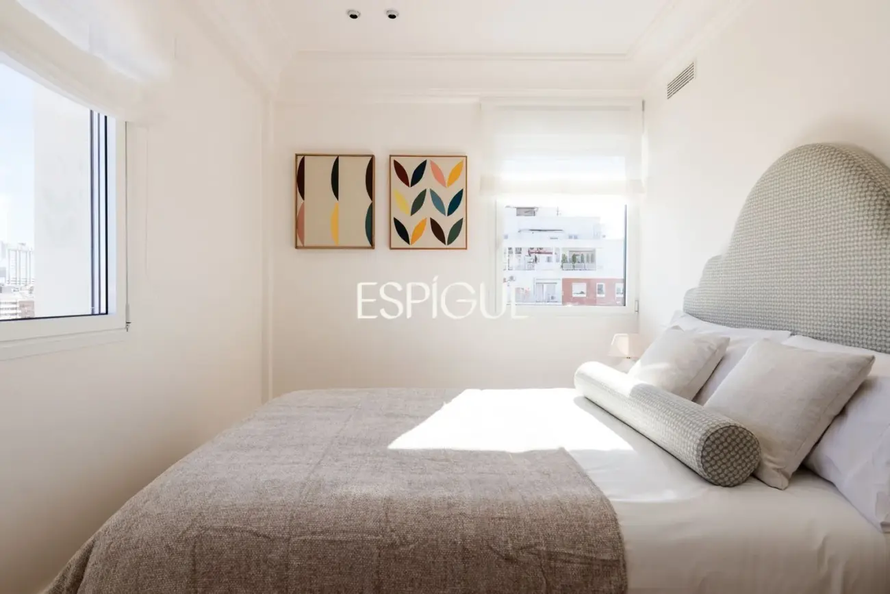 Espectacular piso en venta en la Planta 13 con las Mejores Vistas de Madrid
