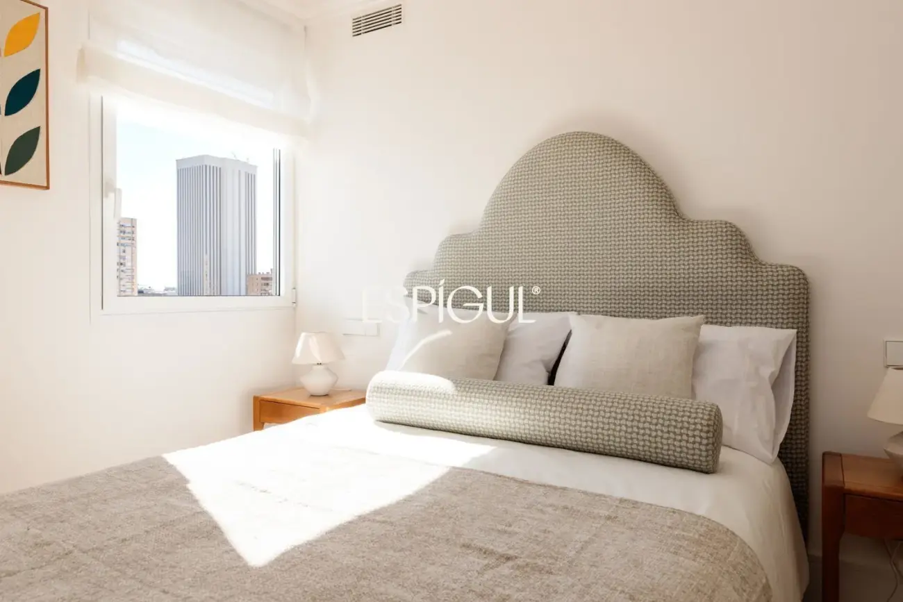 Espectacular piso en venta en la Planta 13 con las Mejores Vistas de Madrid
