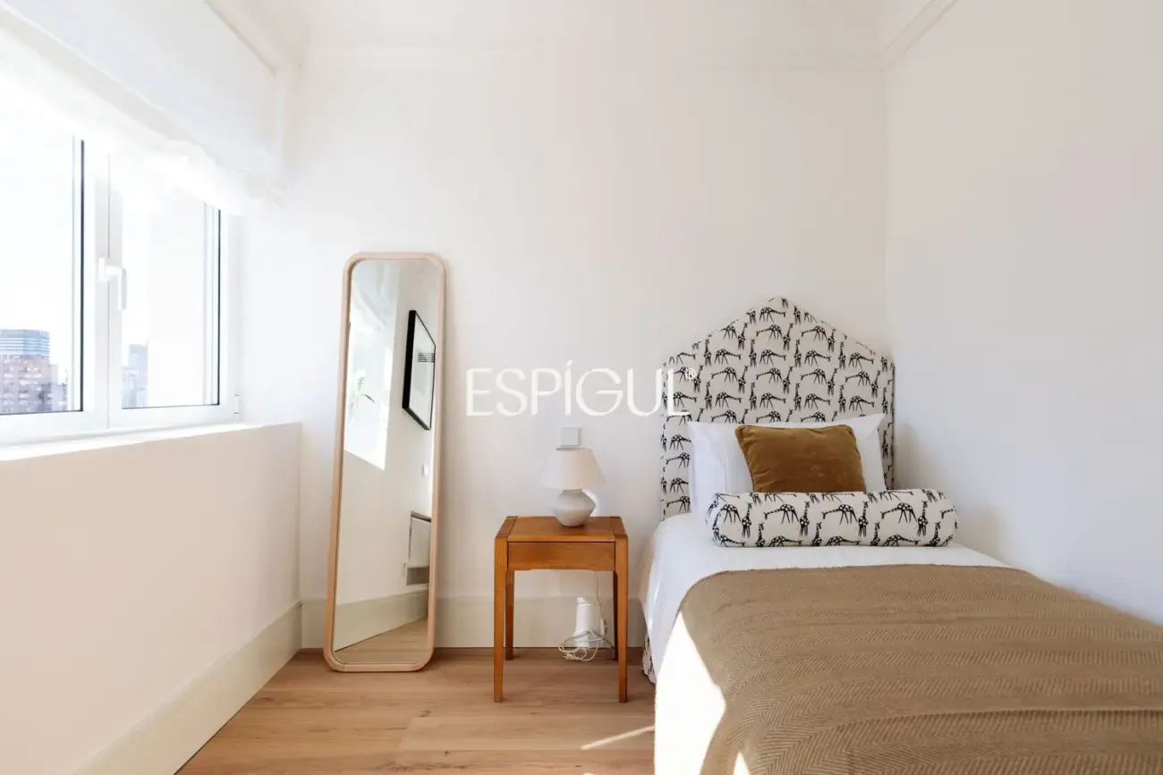 Espectacular piso en venta en la Planta 13 con las Mejores Vistas de Madrid
