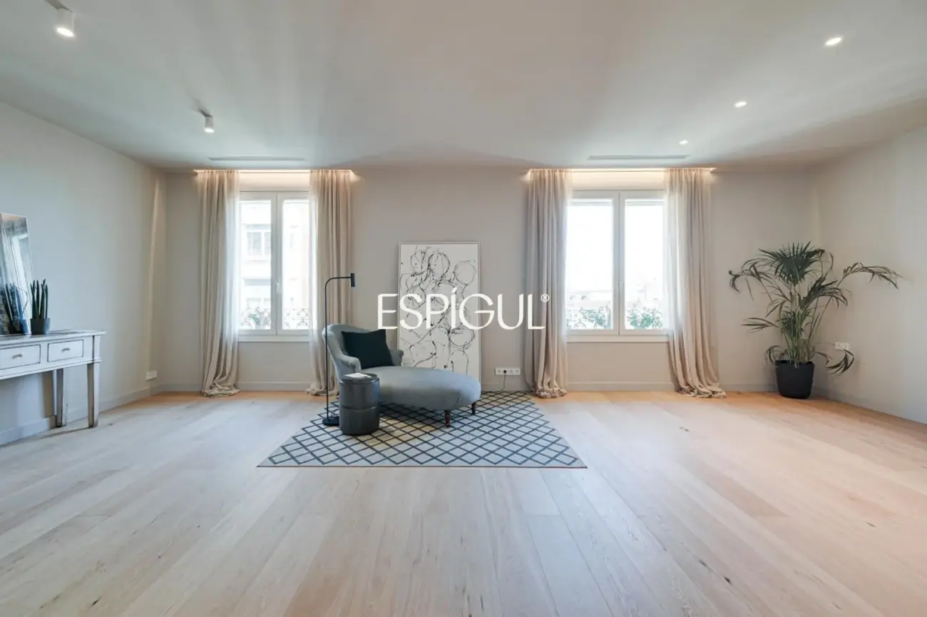 Exclusiva vivienda reformada en Balmes