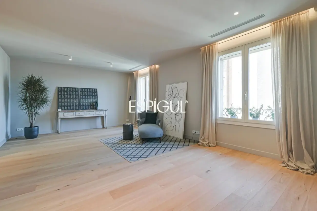 Exclusiva vivienda reformada en Balmes