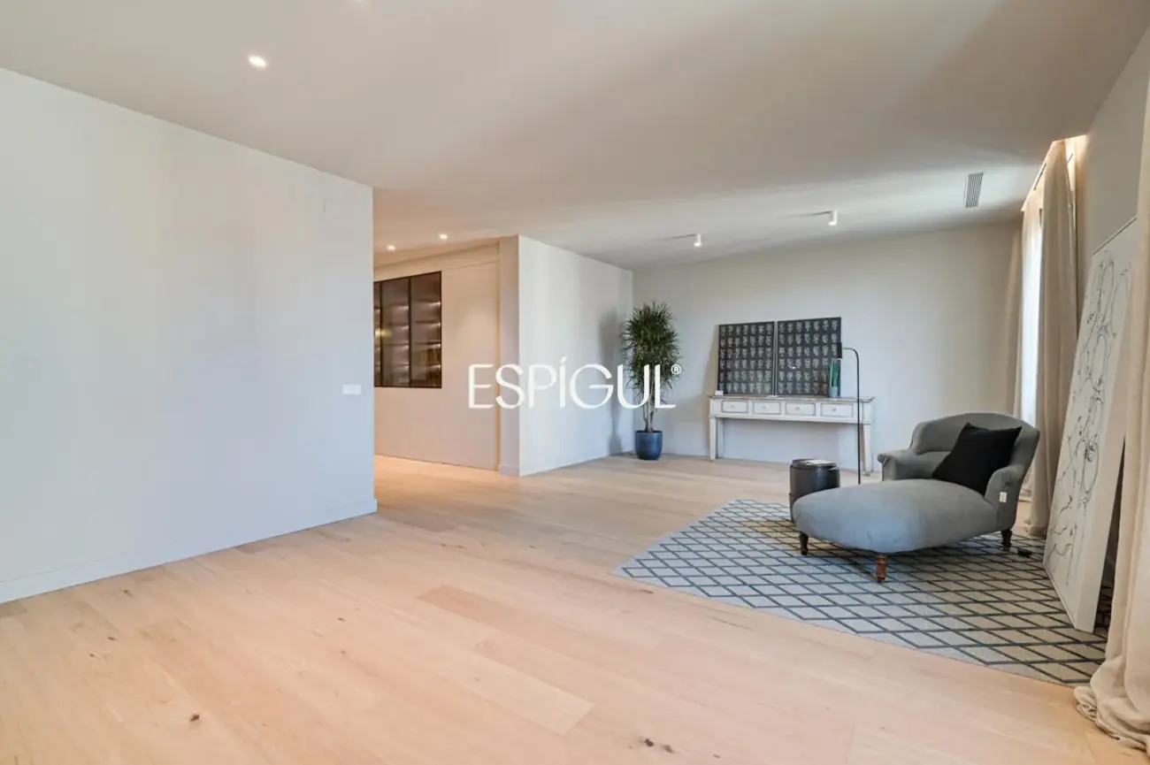 Exclusiva vivienda reformada en Balmes