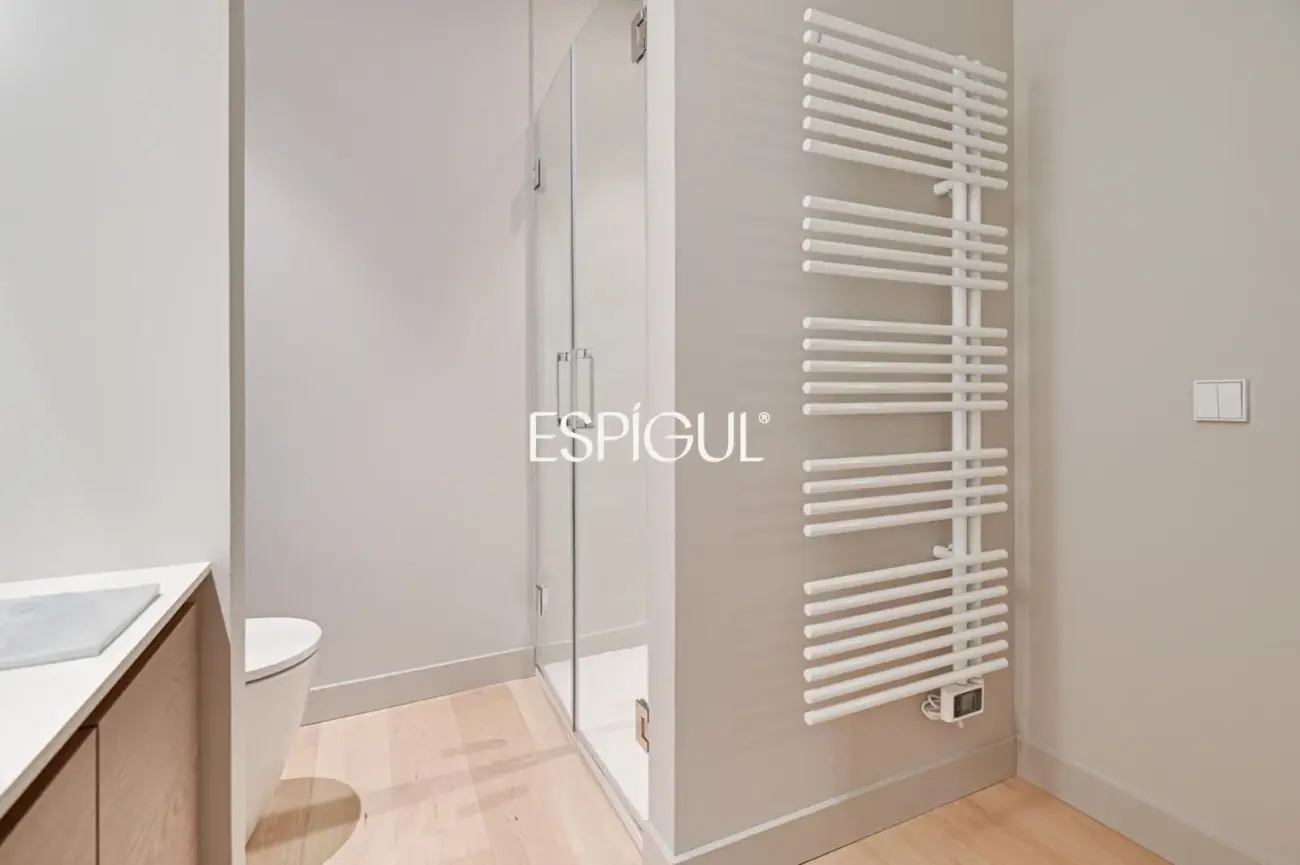 Exclusiva vivienda reformada en Balmes