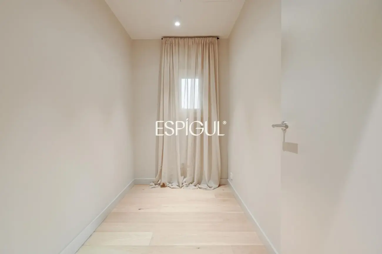 Exclusiva vivienda reformada en Balmes