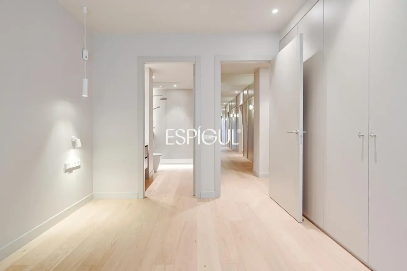 Exclusiva vivienda reformada en Balmes