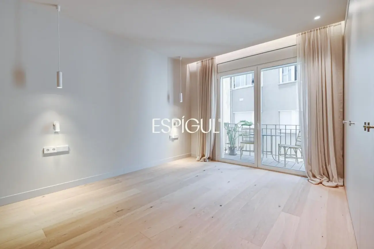 Exclusiva vivienda reformada en Balmes