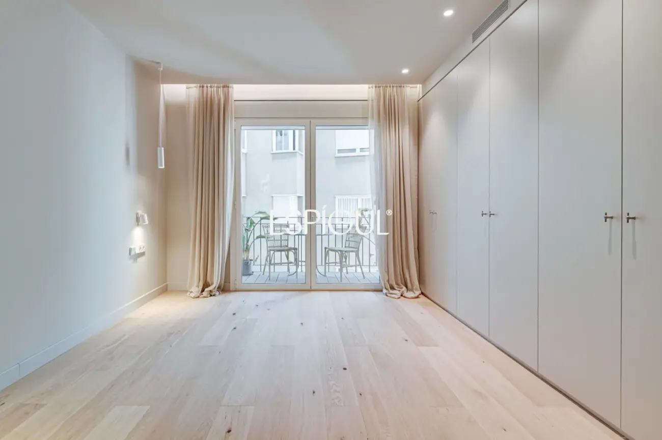 Exclusiva vivienda reformada en Balmes