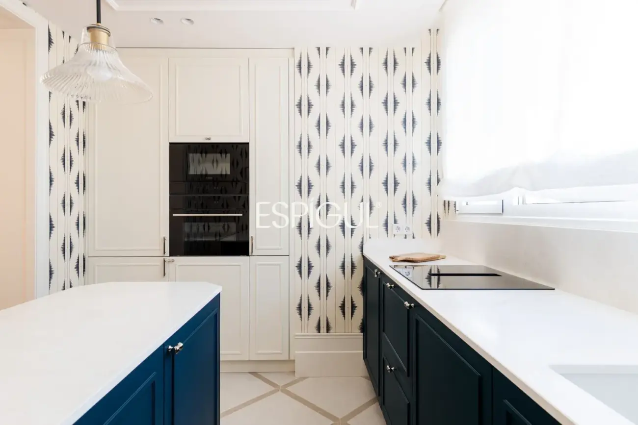 Exclusivo ático con terraza de 21m2 en el corazón del Barrio de Salamanca
