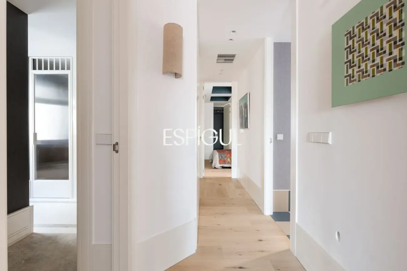 Exclusivo ático en venta con terraza en el corazón del Barrio de Salamanca