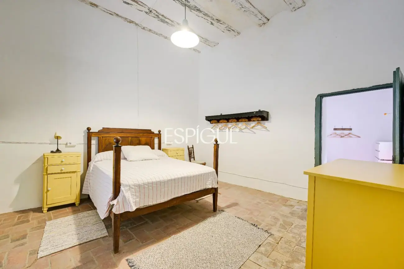 Majestuosa finca señorial catalogada en el centro histórico de Torroella de Montgrí