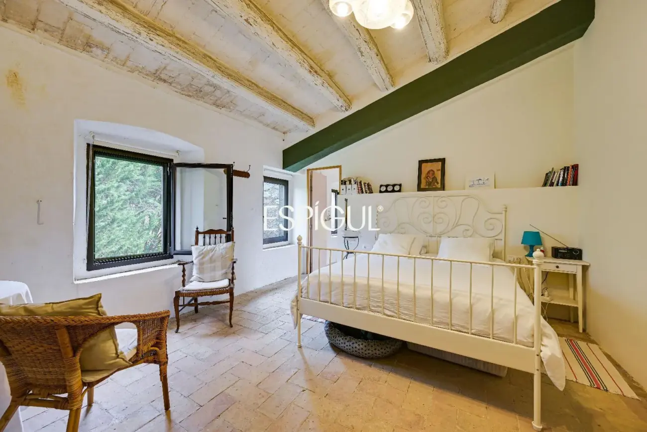 Majestuosa finca señorial catalogada en el centro histórico de Torroella de Montgrí