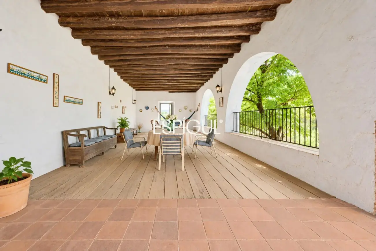 Majestuosa finca señorial catalogada en el centro histórico de Torroella de Montgrí