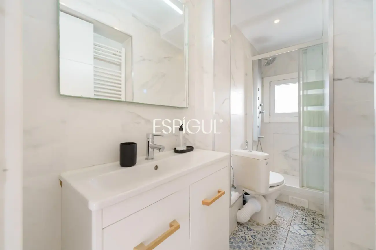 Appartement en étage élevé avec vue sur la mer et trois balcons, à deux pas de la Vila Olímpica