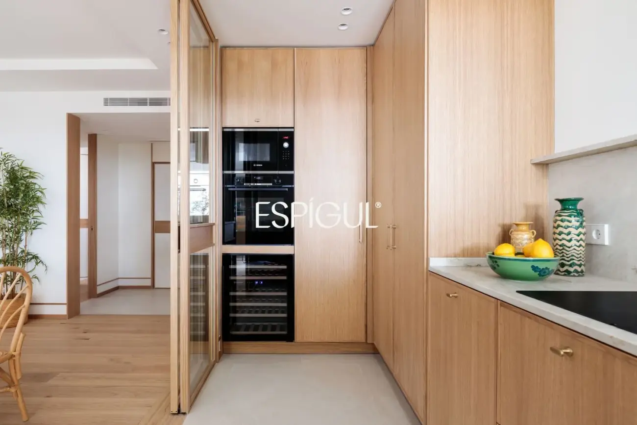 Piso en venta  en la torre Valencia con terraza, Retiro