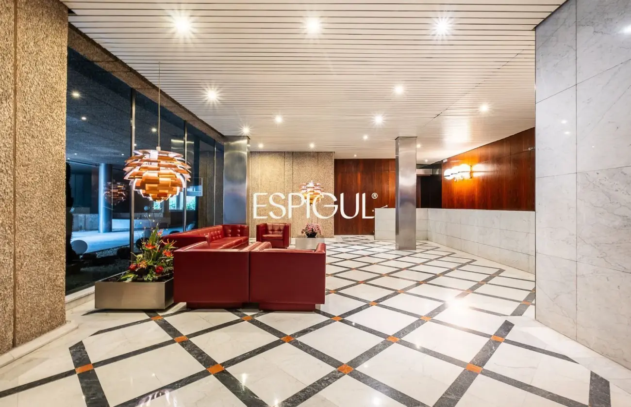 Piso en venta  en la torre Valencia con terraza, Retiro