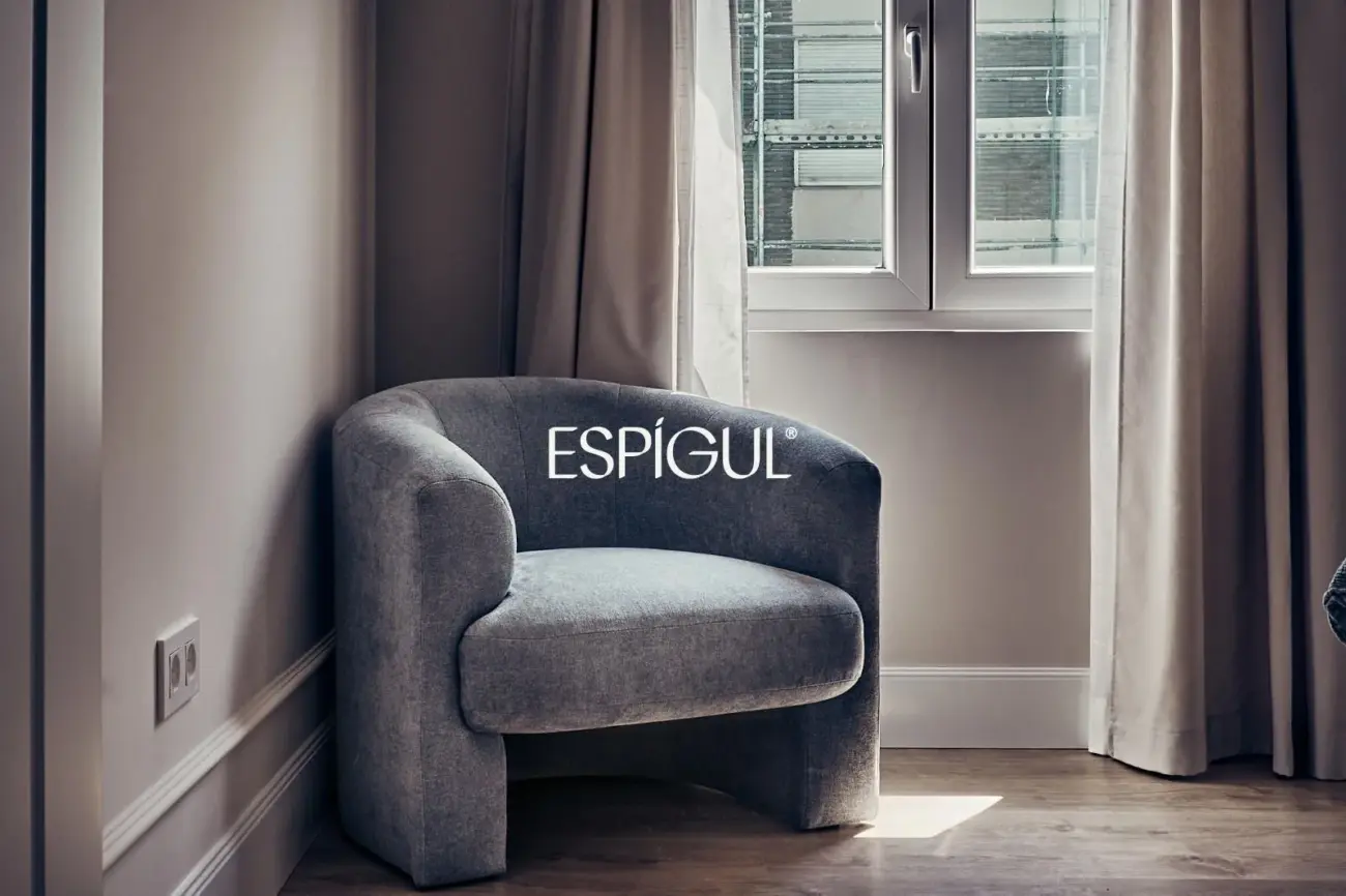 Exterior Renovated Apartment for Sale in Lista, Salamanca District