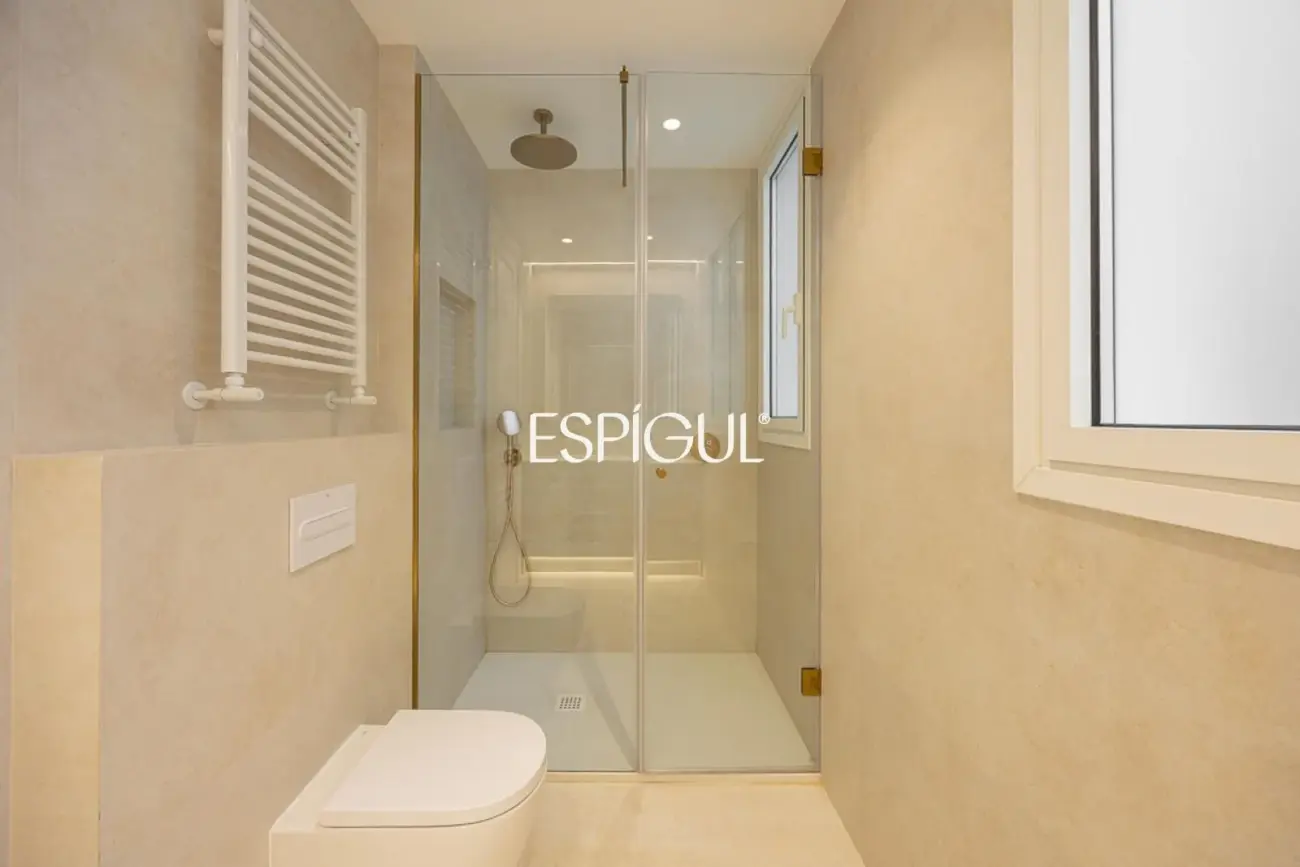 Renovated apartment for sale in Almagro, Chamberí