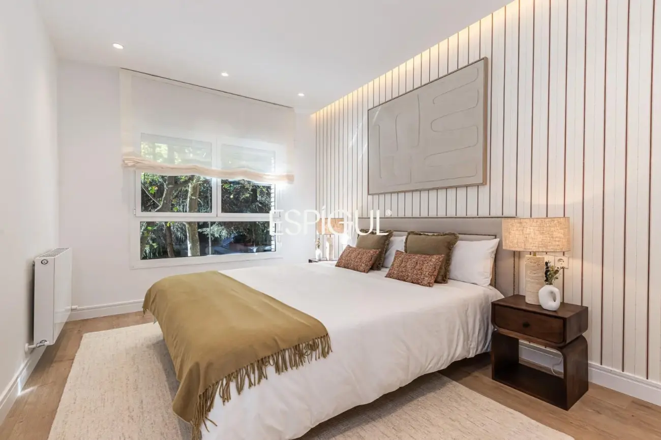 Fully renovated apartment for sale in Cuatro Caminos, Tetuán