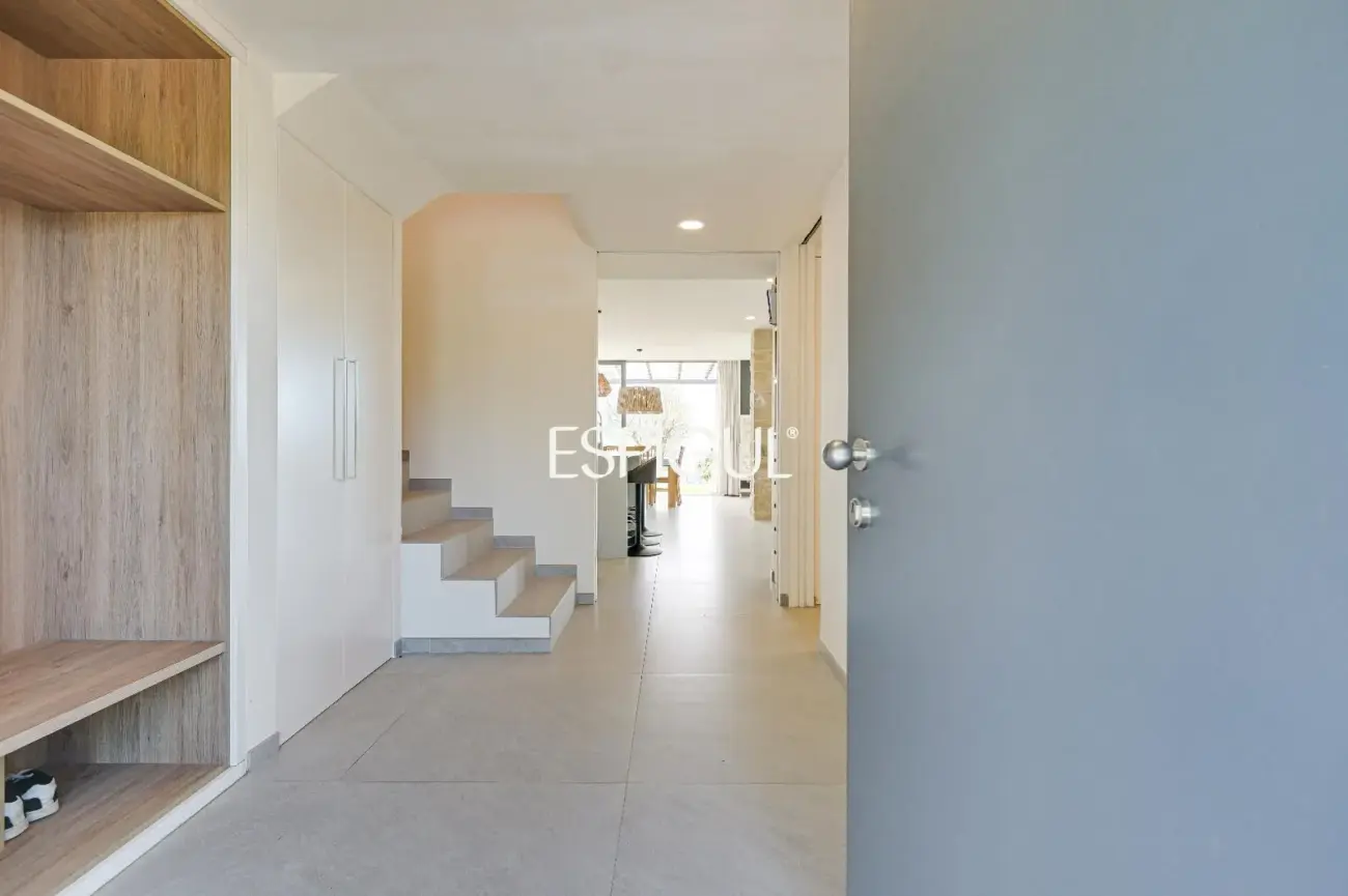 Una casa de autor en el corazón del Empordà