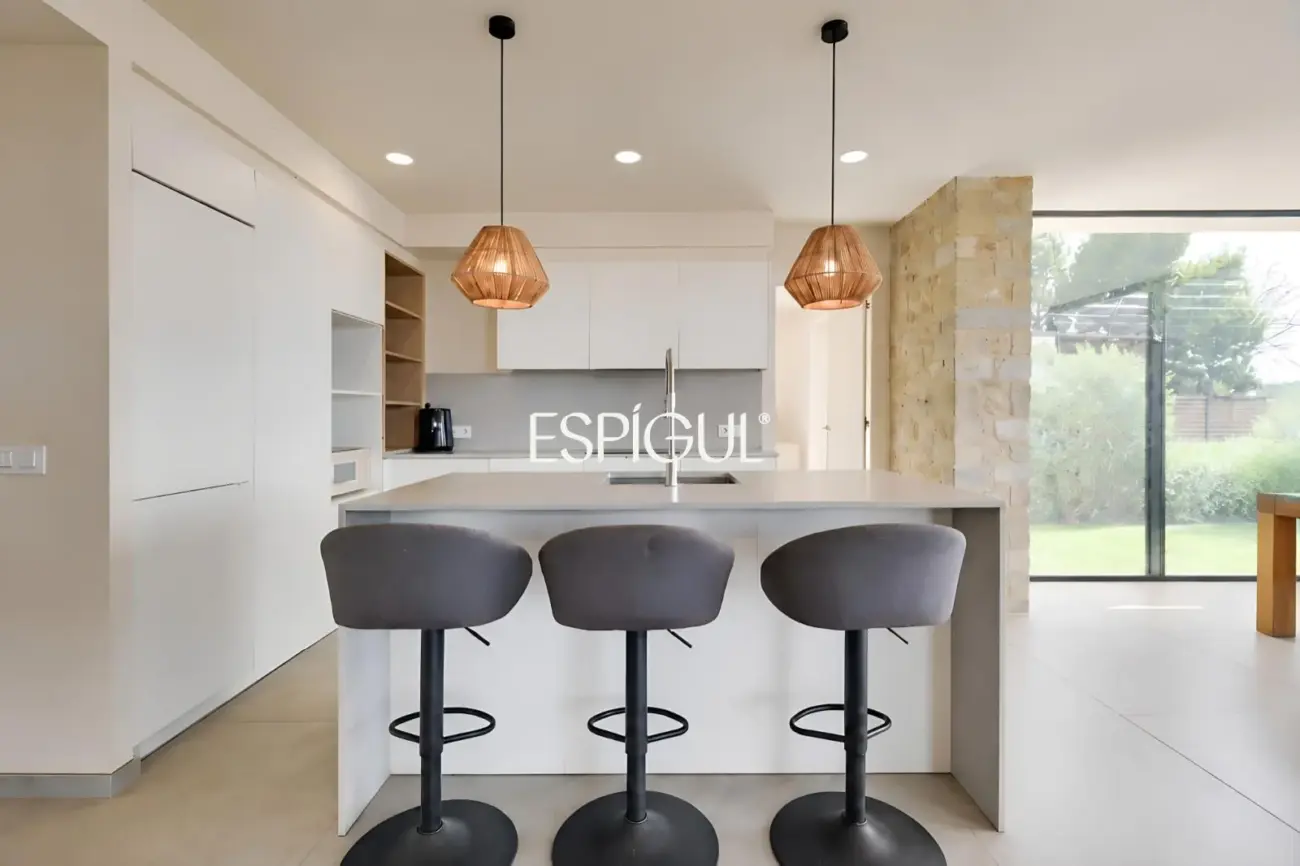 Una casa de autor en el corazón del Empordà