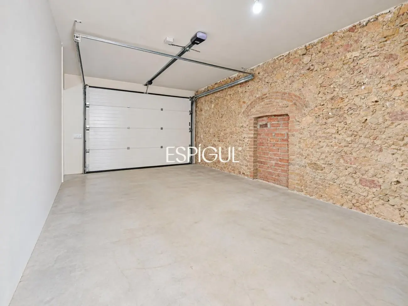 Una casa de autor en el corazón del Empordà