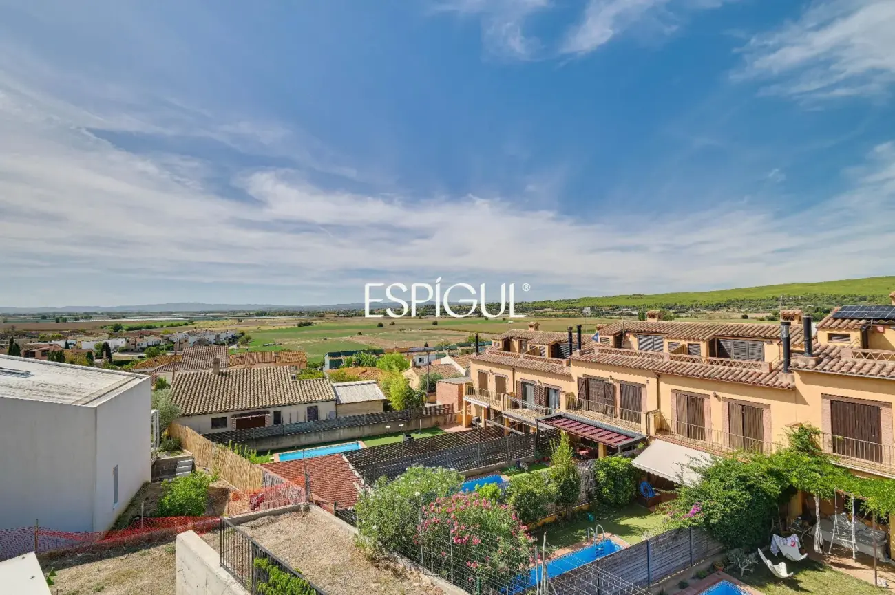 Una casa de autor en el corazón del Empordà