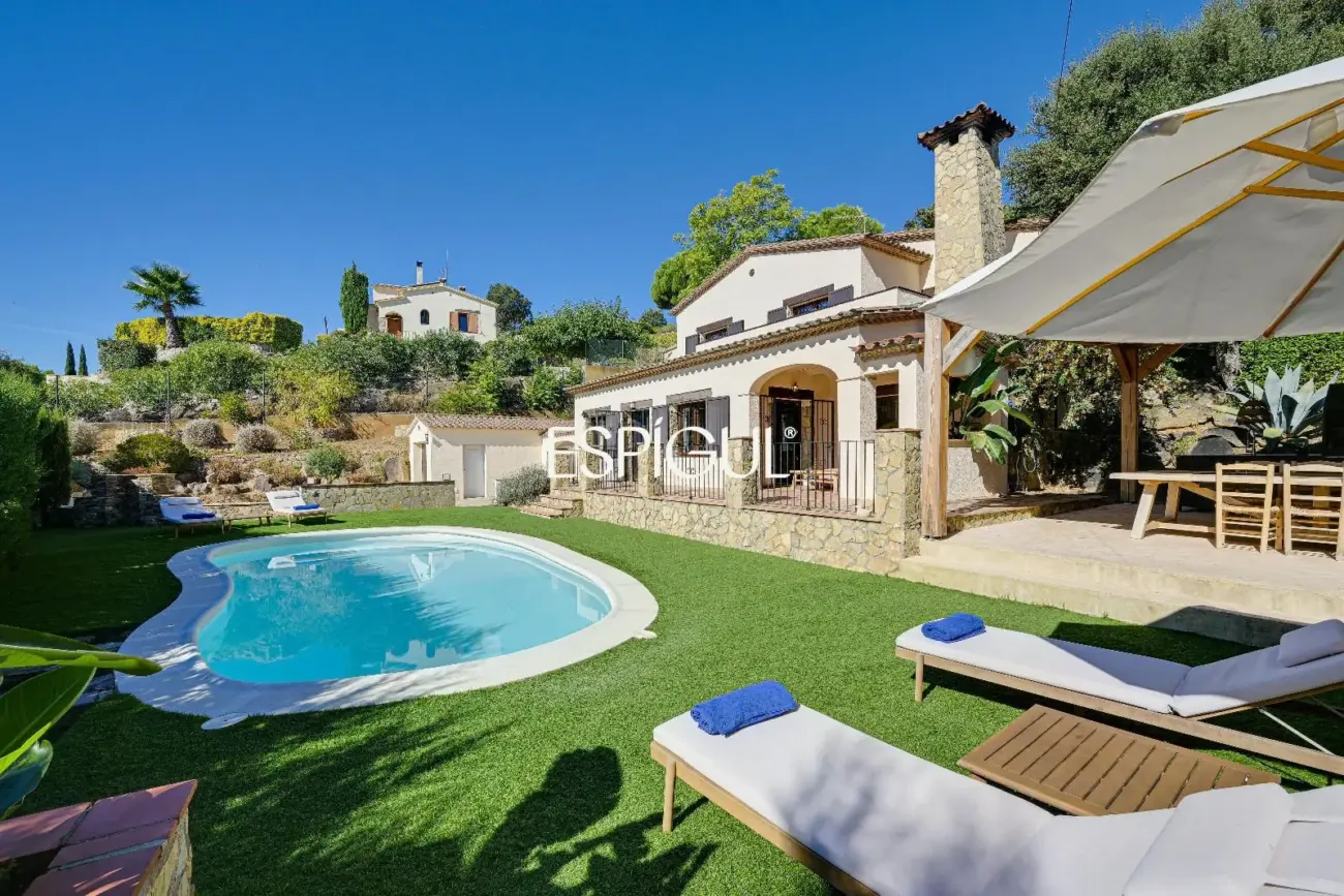 Villa amb llicència turística a Vescomtat de Cabanyes, Calonge