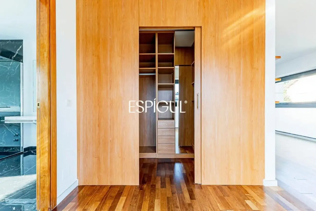 Casa de diseño en venta en Valldoreix – Sant Cugat del vallés