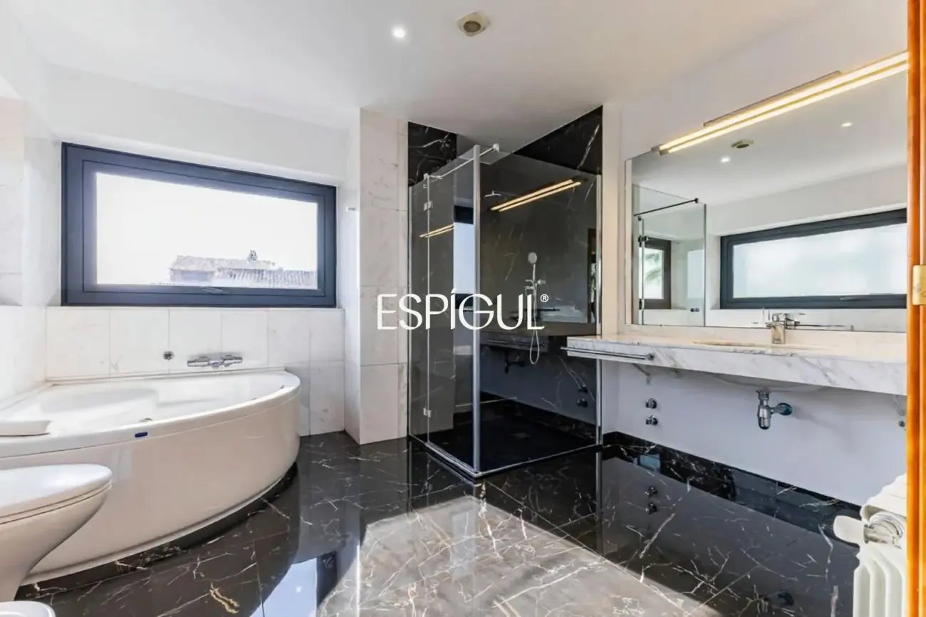 Casa de diseño en venta en Valldoreix – Sant Cugat del vallés
