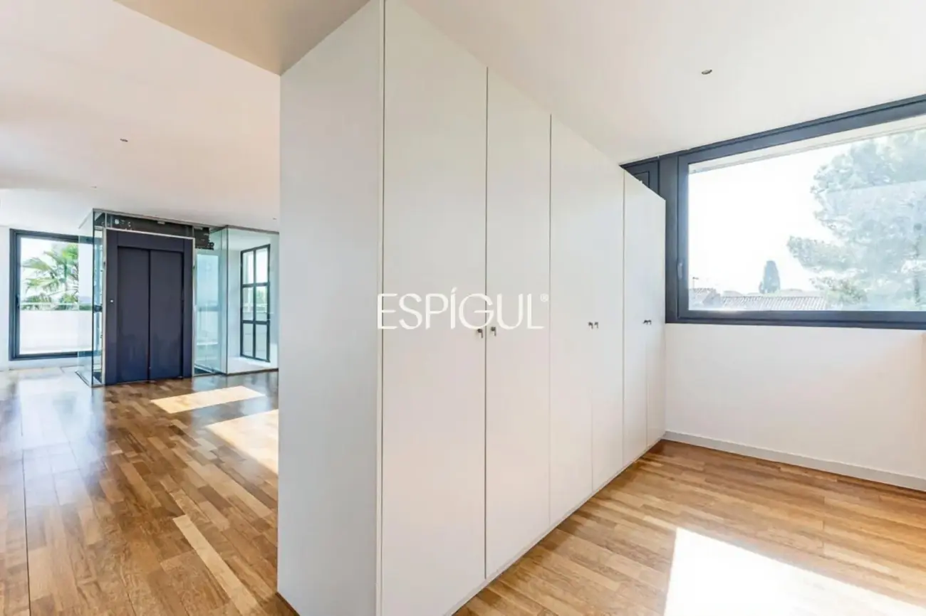 Casa de diseño en venta en Valldoreix – Sant Cugat del vallés