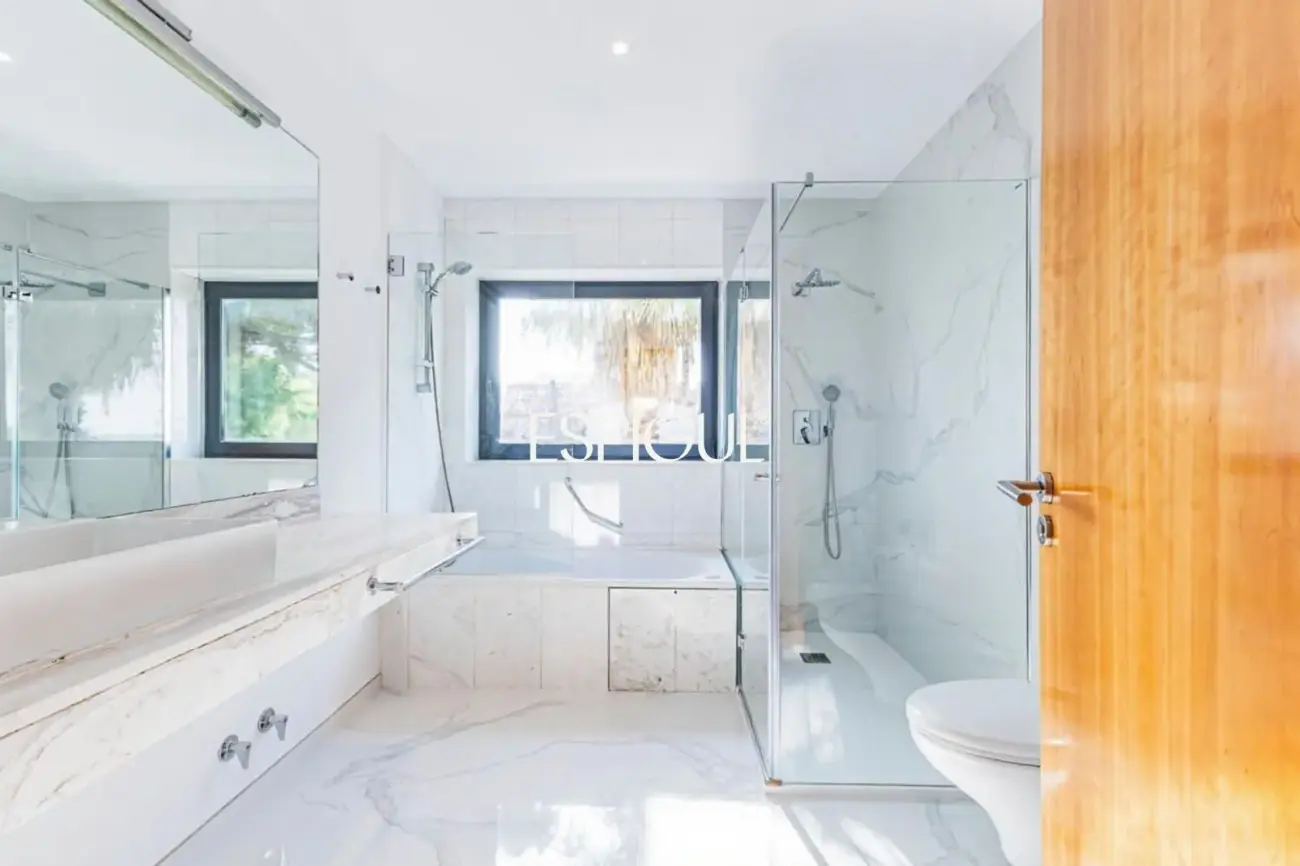 Casa de diseño en venta en Valldoreix – Sant Cugat del vallés