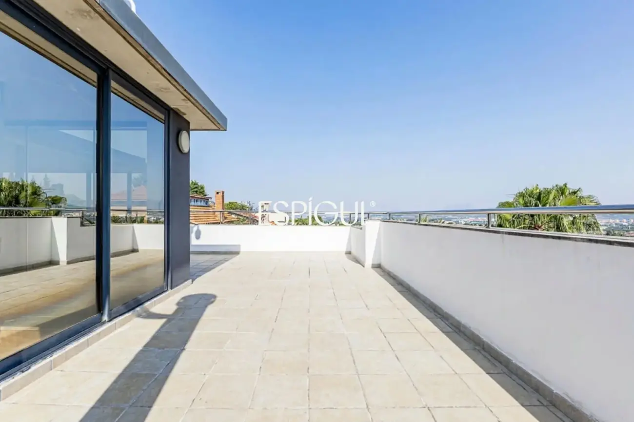 Casa de diseño en venta en Valldoreix – Sant Cugat del vallés