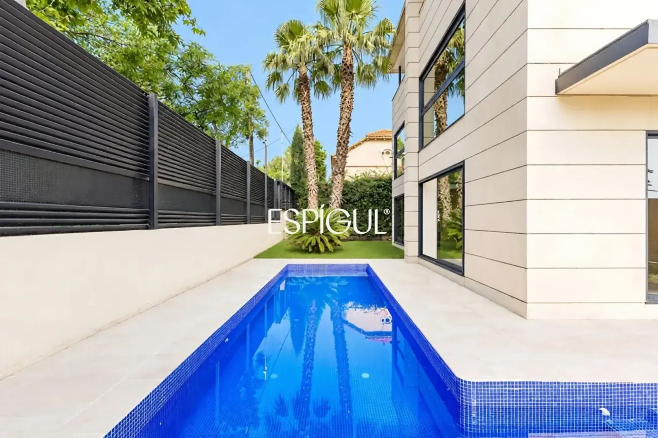 Casa de diseño en venta en Valldoreix – Sant Cugat del vallés
