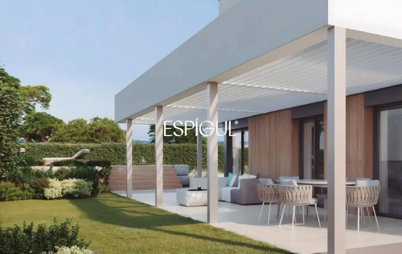 Casa de obra nueva con jardín y piscina en Sant Andreu de Llavaneres
