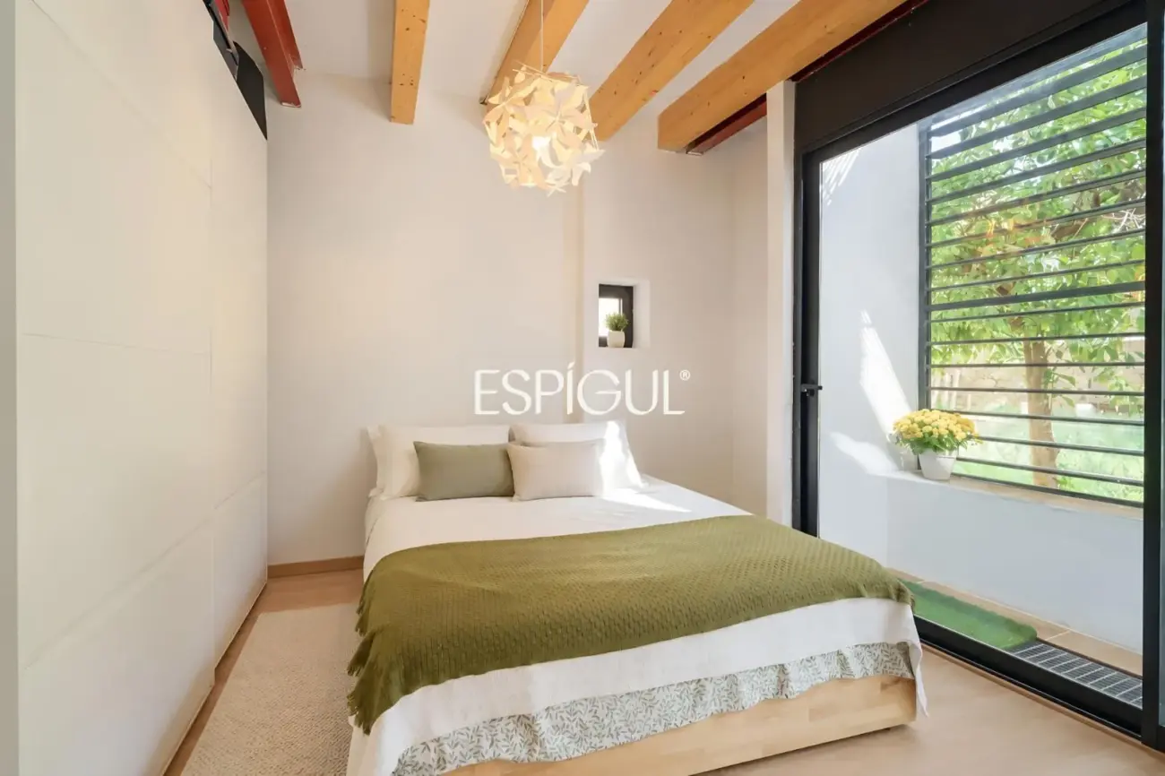 Casa de poble reformada amb encant al centre d’Alella