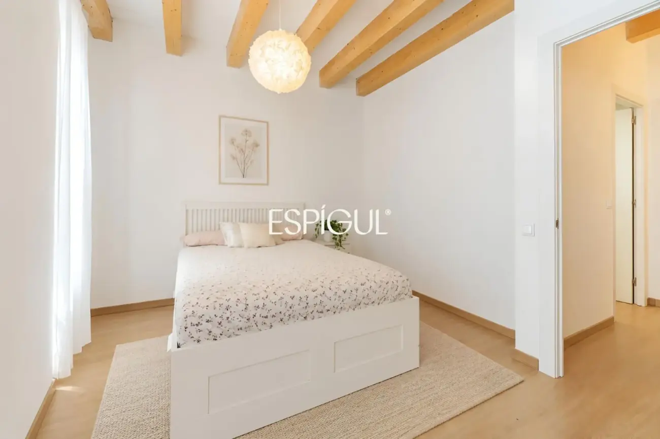 Casa de poble reformada amb encant al centre d’Alella