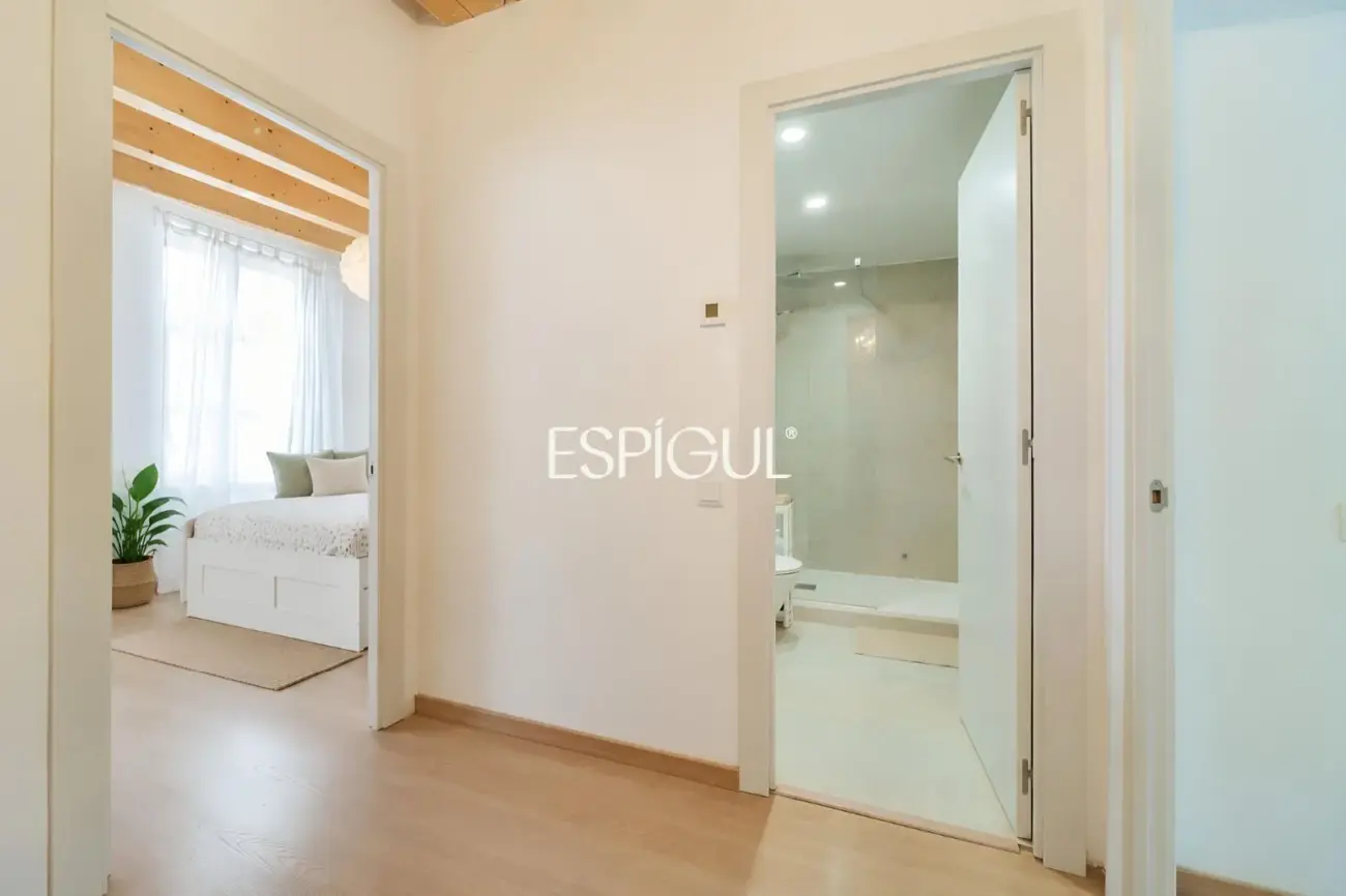 Casa de poble reformada amb encant al centre d’Alella