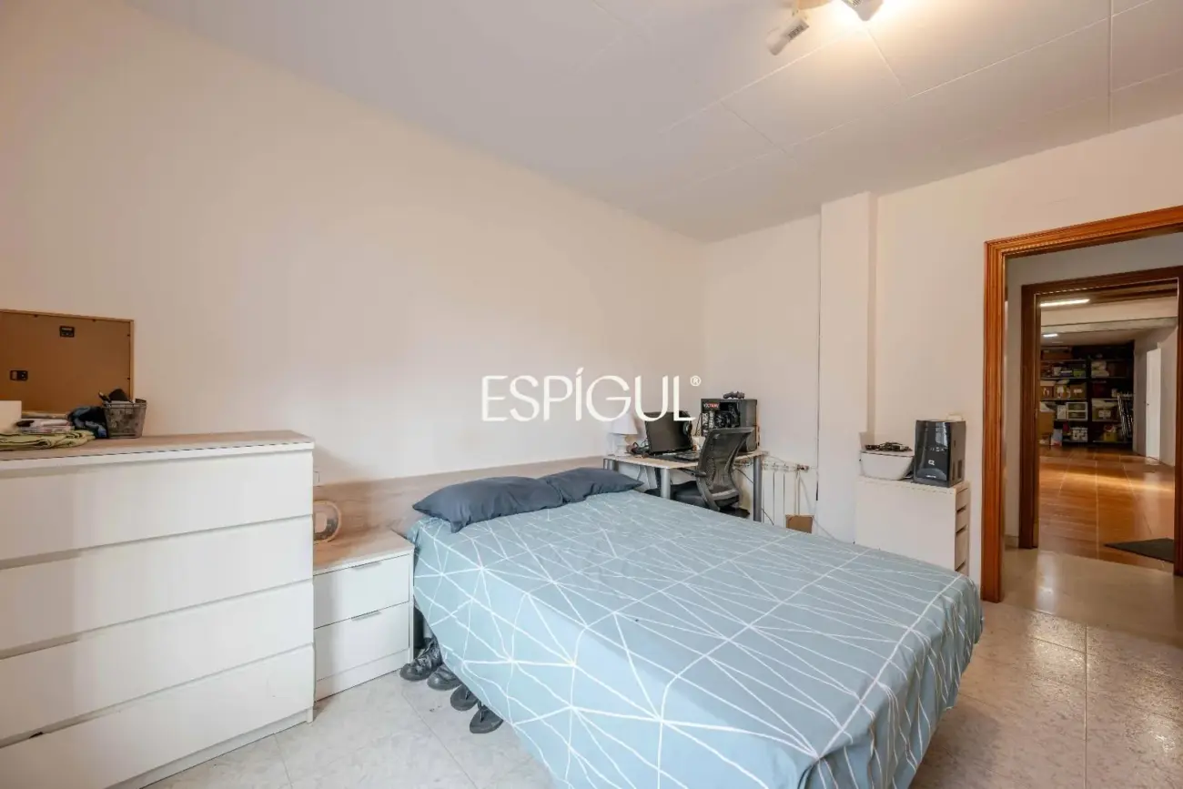 Casa esquinera con gran terraza en Sant Feliu de Guíxols